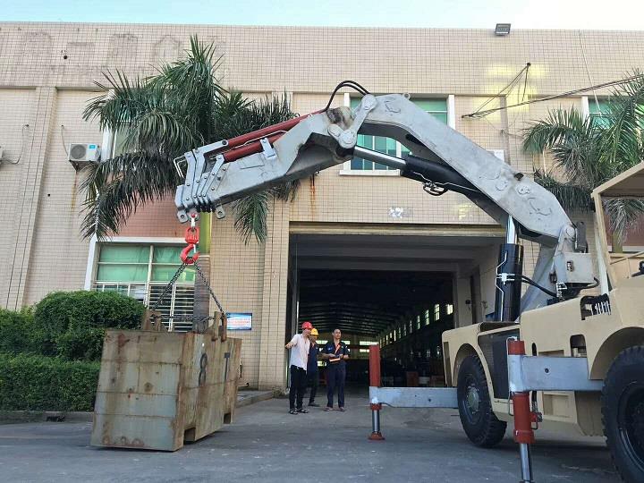 เครนยกของหนัก 25 ตัน heavy duty forklift crane 25 ton