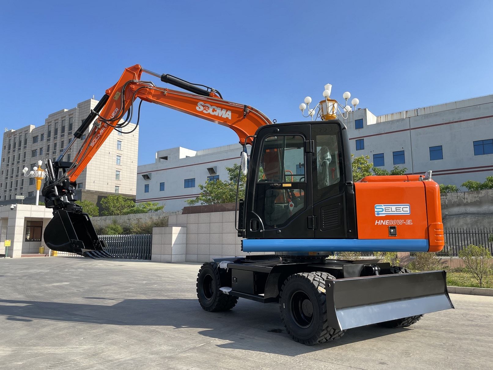 lithium electric excavator