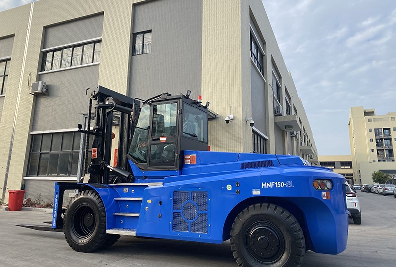 SOOCMA 15T ELECTRIC FORKLIFT 6