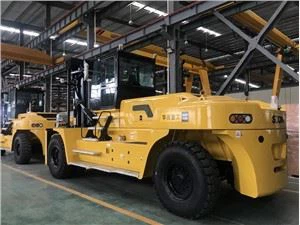 เครื่องยนต์ดีเซลรถยกขนาด 32 ตัน