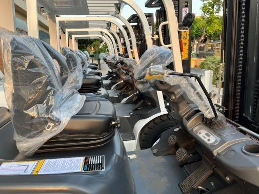 3 Ton Diesel Forklift Attach Paper Roll Clamp