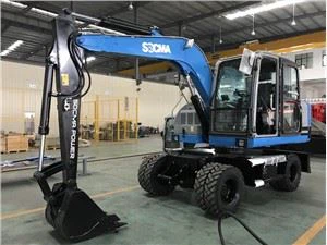 รถขุดล้อยางไฟฟ้า 9 ตัน