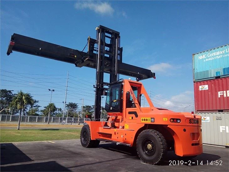 SOCMA 30t Forklift With Container Spreader