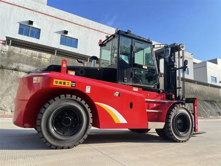 SOCMA 16 Ton Compacto Forklift With Coli Ram For Steel Factory